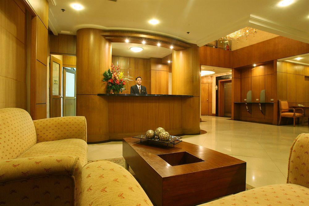 Herald Suites Solana Makati City Zewnętrze zdjęcie