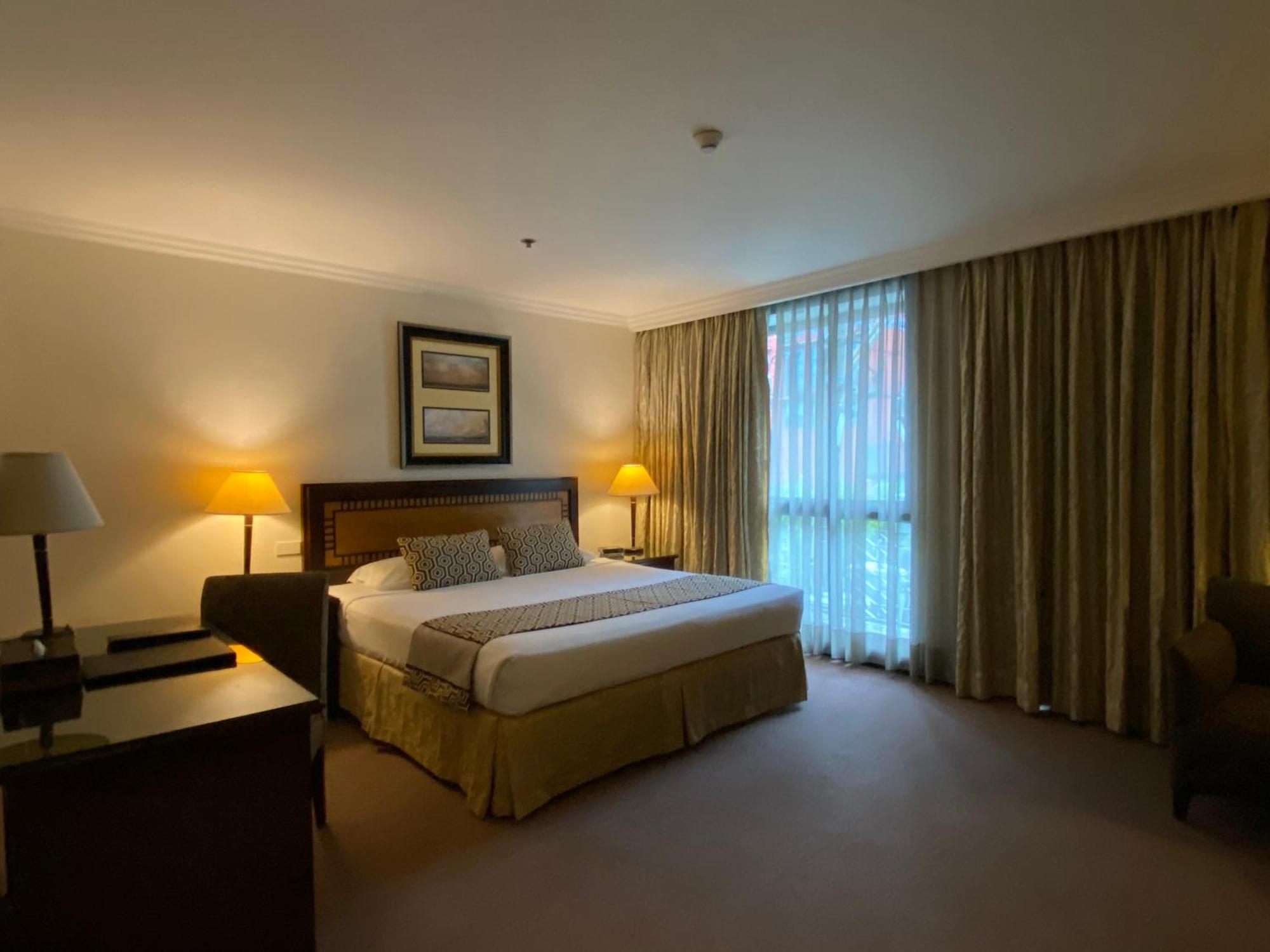 Herald Suites Solana Makati City Zewnętrze zdjęcie