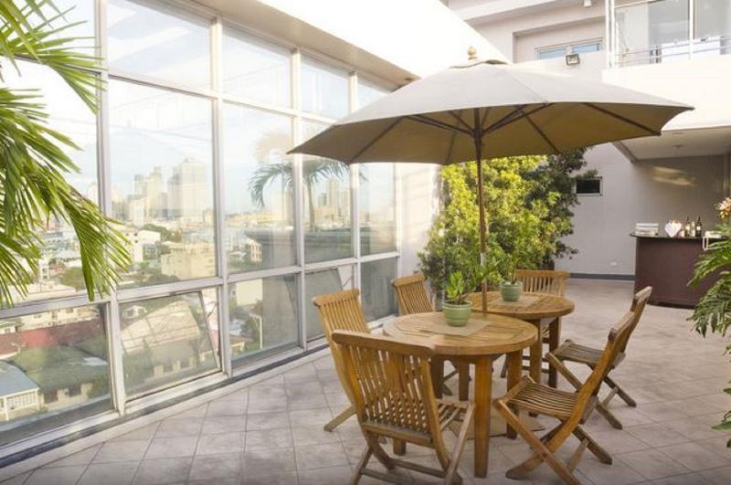 Herald Suites Solana Makati City Zewnętrze zdjęcie