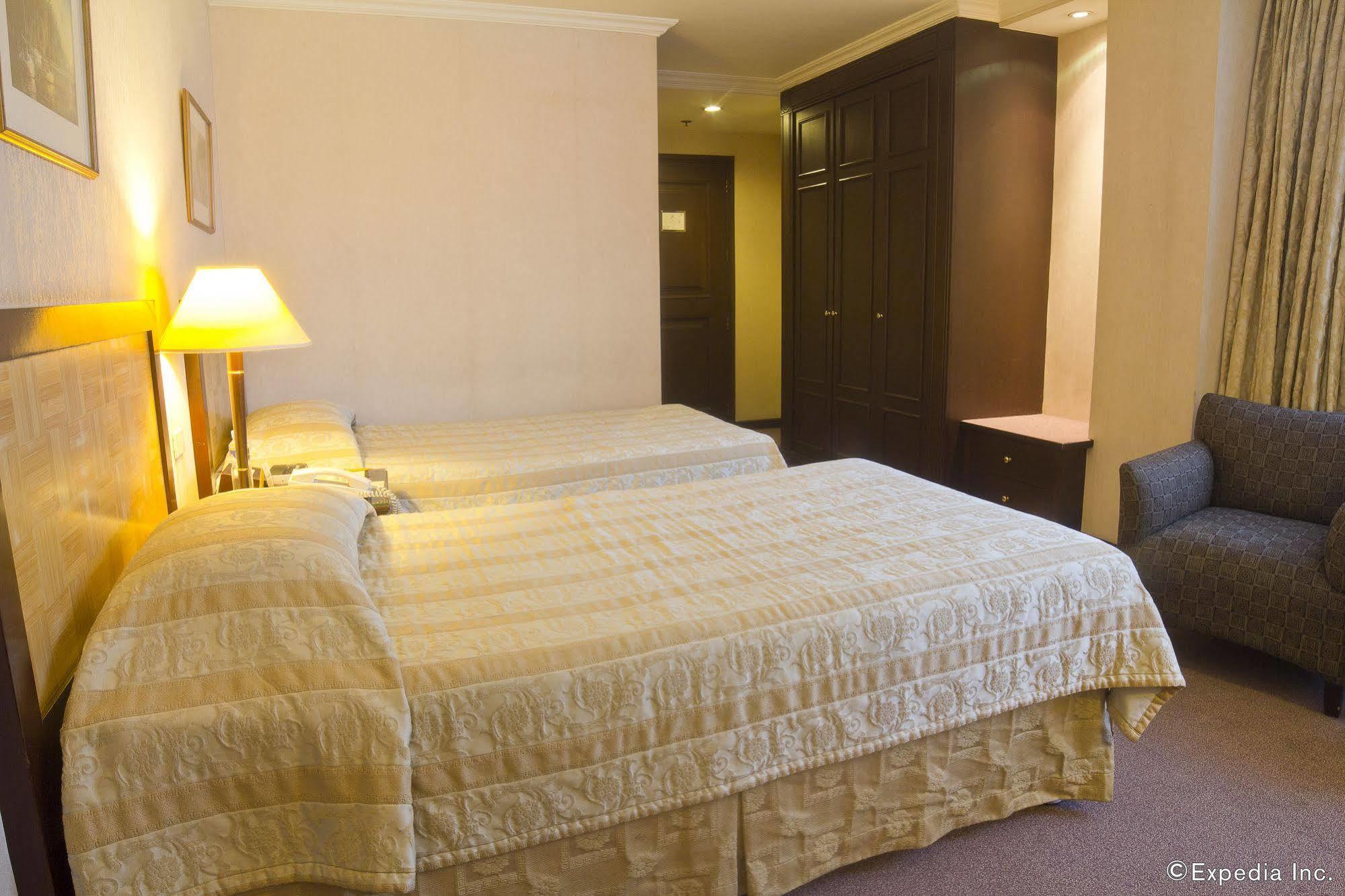 Herald Suites Solana Manila Zewnętrze zdjęcie