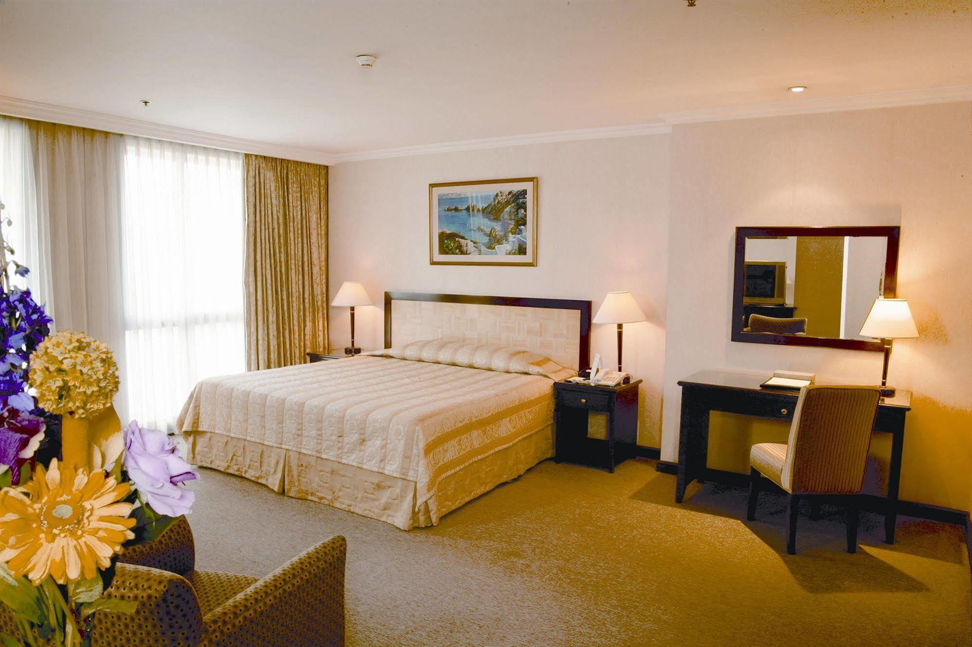 Herald Suites Solana Makati City Zewnętrze zdjęcie