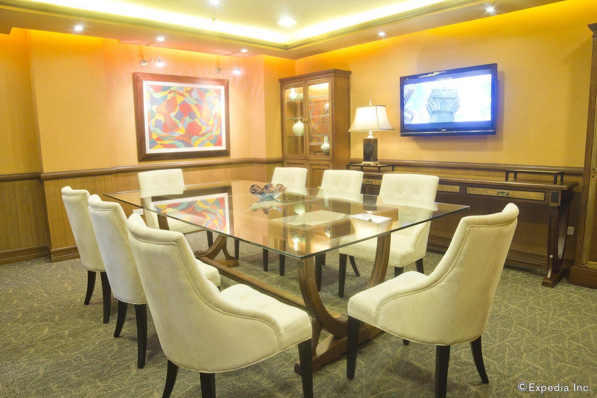 Herald Suites Solana Makati City Zewnętrze zdjęcie