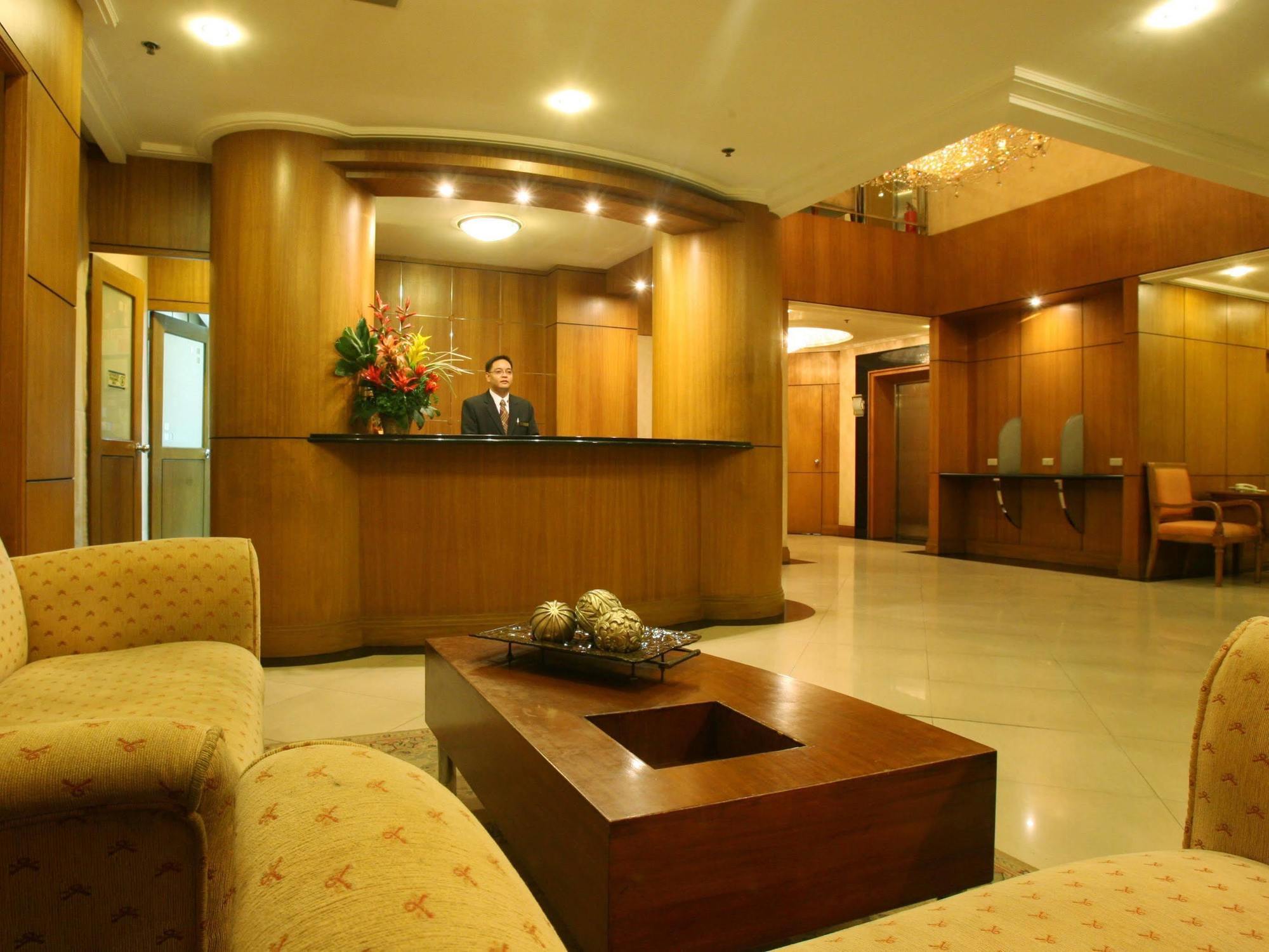 Herald Suites Solana Manila Zewnętrze zdjęcie