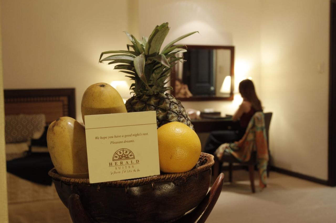 Herald Suites Solana Makati City Zewnętrze zdjęcie